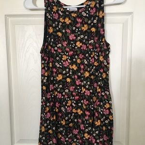 Old Navy maternity sleeveless floral blouse size s